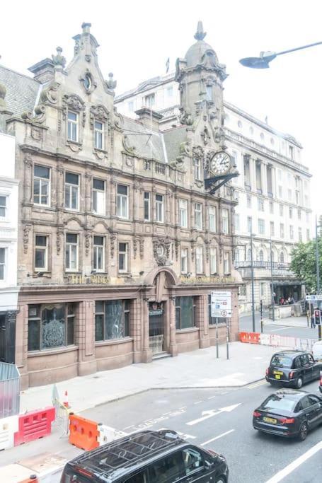 The V.I.P Suite - Sleeps 24! Best For Large Groups Liverpool Luaran gambar