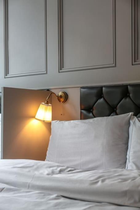 The V.I.P Suite - Sleeps 24! Best For Large Groups Liverpool Luaran gambar